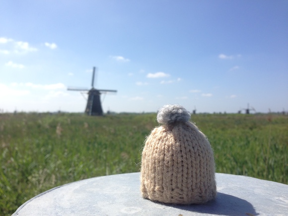 globe-t-bonnet-voyageur-travelling-winter-hat-moulin-mill1